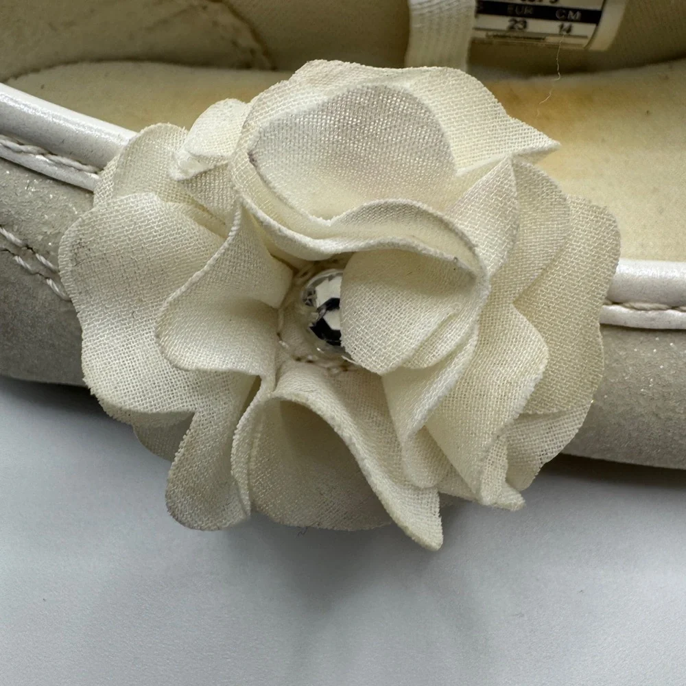 Carter’s 7M Toddler Girls Cream Sparkly Fancy Party Dress Shoes